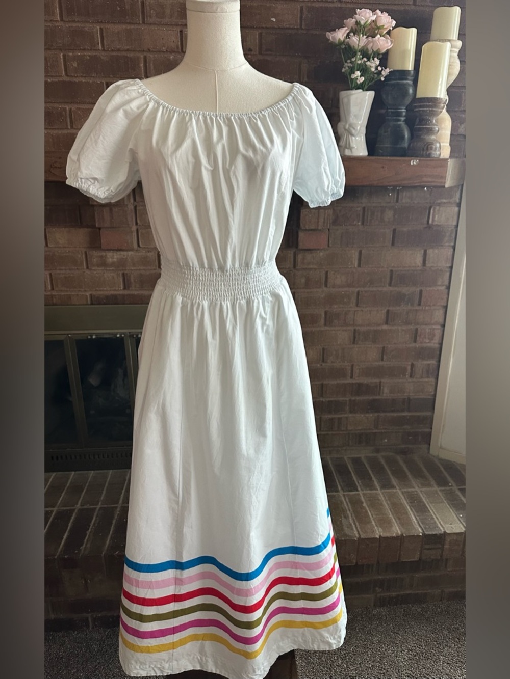 Boden Amber White Cotton Midi Dress Rainbow Stripe Hem Smocked Size 8R EUC